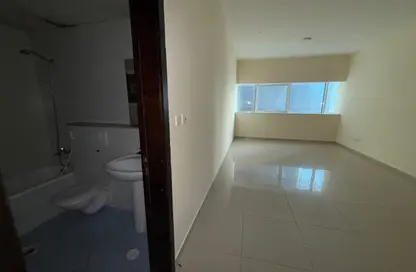 Apartment - 1 Bathroom for rent in Tiger Building Al Yarmouk - Al Nahda - Sharjah