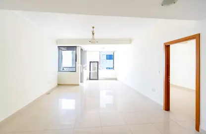 Apartment - 1 Bedroom - 2 Bathrooms for rent in Ocean Heights - Dubai Marina - Dubai