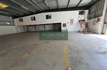 Warehouse - Studio for rent in Dubai Investment Park (DIP) - Dubai