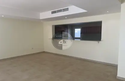 Empty Room image for: Townhouse - 3 Bedrooms - 3 Bathrooms for rent in The Townhouses at Al Hamra Village - Al Hamra Village - Ras Al Khaimah, Image 1