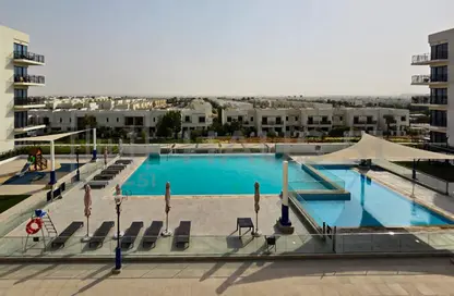 Apartment - 2 Bedrooms - 2 Bathrooms for rent in Ascot Residences - Town Square - Dubai