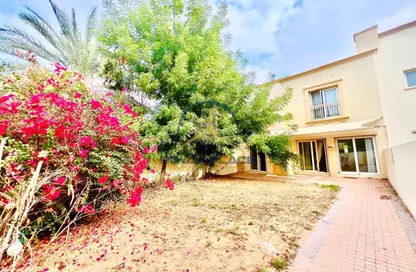 فيلا - 3 غرف نوم - 3 حمامات للايجار في الينابيع 7 - الينابيع - دبي