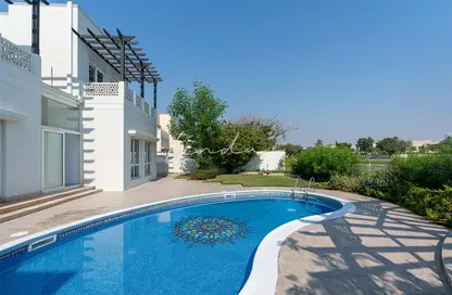 Villa - 5 Bedrooms - 4 Bathrooms for rent in Meadows 9 - Meadows - Dubai