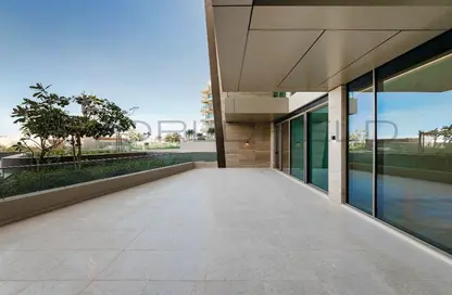 Apartment - 2 Bedrooms - 3 Bathrooms for sale in Ellington Beach House - Palm Jumeirah - Dubai