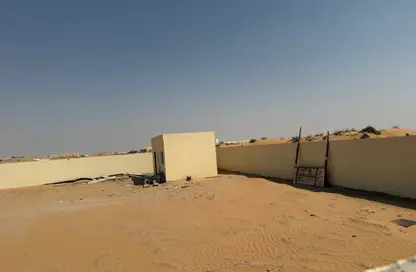 أرض - استوديو للايجار في الصجعة الصناعية - آلصجعه - الشارقة