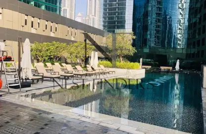 Apartment - 1 Bedroom - 1 Bathroom for sale in The Cosmopolitan - Business Bay - Dubai