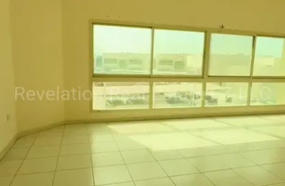 شقة - 3 غرف نوم - 2 حمامات للايجار في كورنيش راس الخيمة - رأس الخيمة