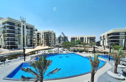 شقة - 2 غرف نوم - 3 حمامات للايجار في الريانة - مدينة خليفة - أبوظبي