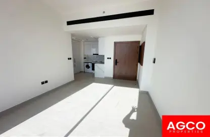 Apartment - 1 Bedroom - 1 Bathroom for rent in Binghatti House - Jumeirah Village Circle - Dubai