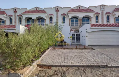 Villa - 4 Bedrooms - 4 Bathrooms for rent in Al Safa 2 Villas - Al Safa 2 - Al Safa - Dubai