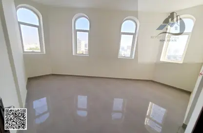 Apartment - 2 Bedrooms - 2 Bathrooms for rent in Al Rumailah building - Al Rumailah 2 - Al Rumaila - Ajman