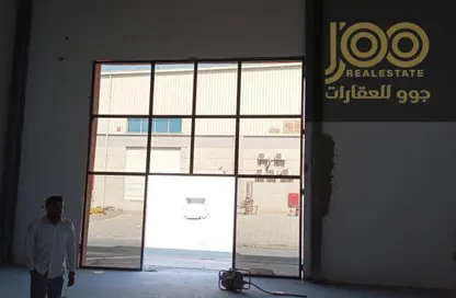 مستودع - استوديو - 1 حمام للايجار في أم درع - أم القيوين مستودع - استوديو - 1 حمام للايجار في أم درع - أم القيوين