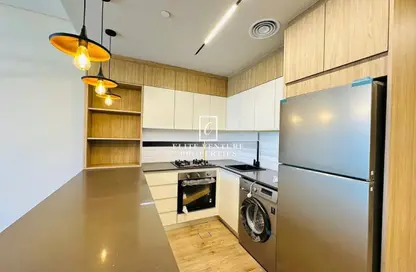 Apartment - Studio - 1 Bathroom for rent in Rokane G25 - Jumeirah Village Circle - Dubai