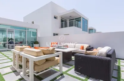 Terrace image for: Villa - 4 Bedrooms - 5 Bathrooms for sale in Al Sufouh Villas by Meraas - Al Sufouh 1 - Al Sufouh - Dubai, Image 1