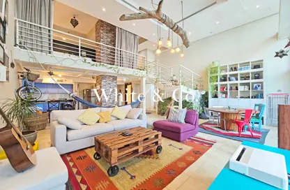 Apartment - 2 Bedrooms - 2 Bathrooms for sale in Lake View Tower - JLT Cluster B - Jumeirah Lake Towers - Dubai