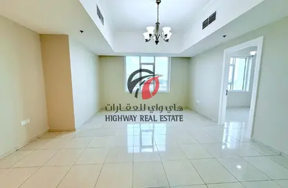 شقة - 2 غرف نوم - 3 حمامات للايجار في برج ربيعة - مجان - دبي لاند - دبي