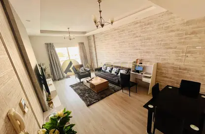 Apartment - 1 Bedroom - 2 Bathrooms for rent in Shams - Queue Point - Dubai Land - Dubai