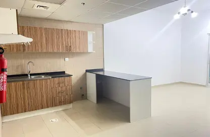 Apartment - 1 Bedroom - 2 Bathrooms for rent in Al Naemiya Tower 2 - Al Naemiya Towers - Al Nuaimiya - Ajman