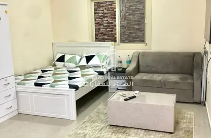 مجمعات للإيجار - استوديو - 1 حمام للايجار في بناء النباعة - النبعة - الشرق - الشارقة