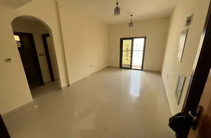 Apartment - 2 Bedrooms - 3 Bathrooms for rent in Ajman Corniche Residences - Ajman Corniche Road - Ajman