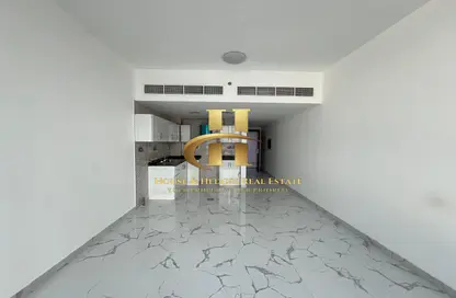 Apartment - Studio - 1 Bathroom for rent in Al Amir Building - Arjan - Dubai