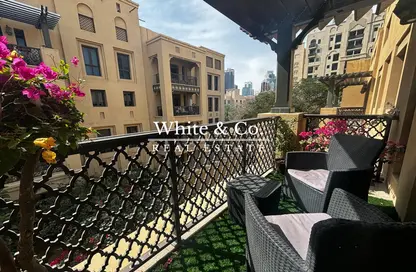 Apartment - 2 Bedrooms - 2 Bathrooms for rent in Yansoon 1 - Yansoon - Old Town - Dubai