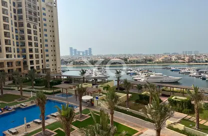 Apartment - 2 Bedrooms - 3 Bathrooms for sale in Marina Residences 6 - Marina Residences - Palm Jumeirah - Dubai