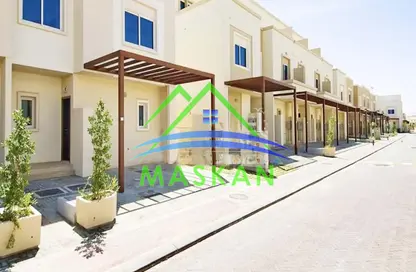 Villa - 2 Bedrooms - 3 Bathrooms for rent in Desert Style - Al Reef Villas - Al Reef - Abu Dhabi