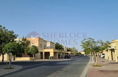Outdoor Building image for: Villa - 2 Bedrooms - 3 Bathrooms for rent in Springs 4 - The Springs - Dubai, Image 1