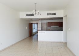 Large 2 Bedroom in Skycourt Balcony just 700 k