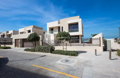 Outdoor House image for: Villa - 5 Bedrooms for sale in HIDD Al Saadiyat - Saadiyat Island - Abu Dhabi, Image 1