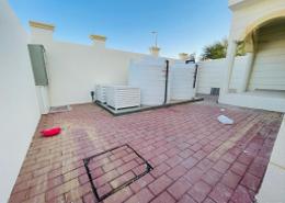 Villa - 5 bedrooms - 6 bathrooms for rent in Al Bateen - Al Ain