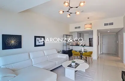 Apartment - 1 Bedroom - 2 Bathrooms for rent in Damac Heights - Dubai Marina - Dubai