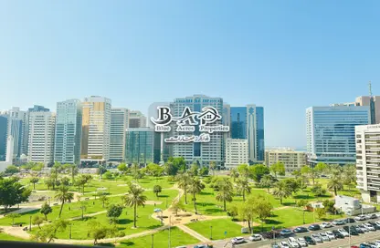 شقة - 2 غرف نوم - 4 حمامات للايجار في أبراج الجزيرة - شارع حمدان - أبوظبي