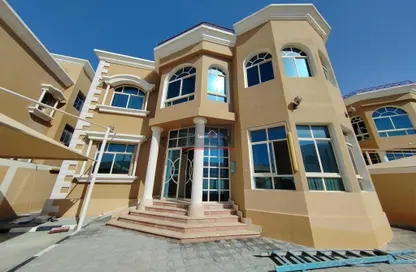 Outdoor Building image for: Villa - 4 Bedrooms - 6 Bathrooms for rent in Khalifa City A - Khalifa City - Abu Dhabi, Image 1