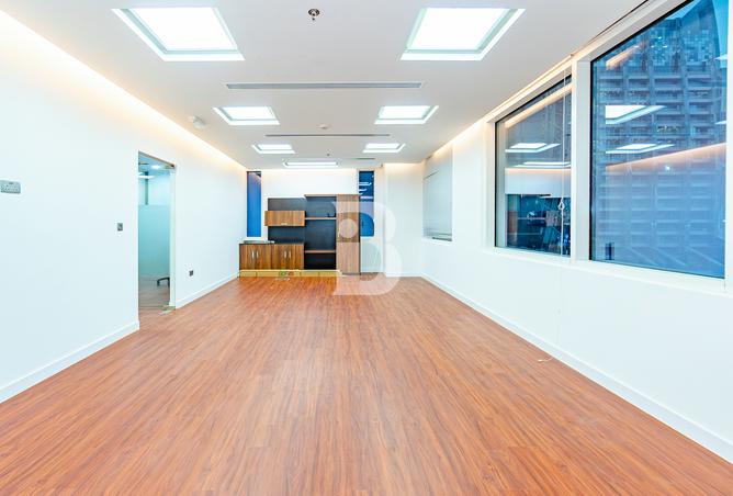 مكتب - استوديو للايجار في باي سكوير مبني رقم 11 - باي سكوير - الخليج التجاري - دبي