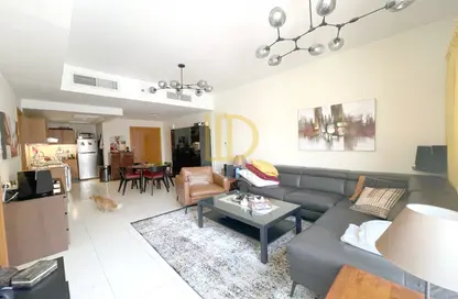 Apartment - 1 Bedroom - 2 Bathrooms for sale in Magnolia 1 - Emirates Gardens 2 - Jumeirah Village Circle - Dubai