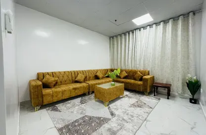 Apartment - 2 Bedrooms - 2 Bathrooms for rent in Al Mowaihat 2 - Al Mowaihat - Ajman