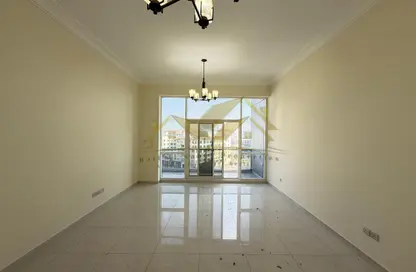 Apartment - 2 Bedrooms - 3 Bathrooms for rent in Al Fajer Complex - Oud Metha - Bur Dubai - Dubai