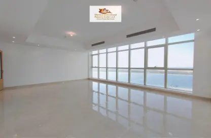 Apartment - 3 Bedrooms - 4 Bathrooms for rent in Corniche Tower - Corniche Road - Abu Dhabi