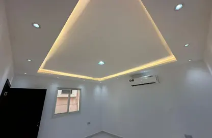 شقة - غرفة نوم - 1 حمام للايجار في مدينة الرياض - أبوظبي