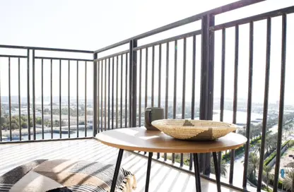 Apartment - 1 Bathroom for sale in Waters Edge - Yas Island - Abu Dhabi