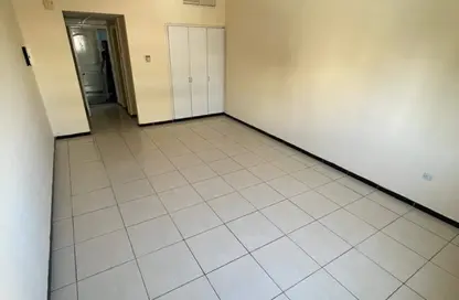 شقة - 1 حمام للايجار في الراشدية 3 - الراشدية - عجمان شقة - 1 حمام للايجار في الراشدية 3 - الراشدية - عجمان