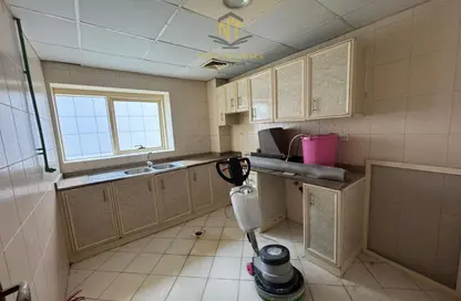 Apartment - 2 Bedrooms - 3 Bathrooms for rent in Al Khan Lagoon - Al Khan - Sharjah