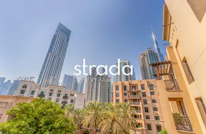 Apartment - 2 Bedrooms - 3 Bathrooms for sale in Kamoon 1 - Kamoon - Old Town - Dubai