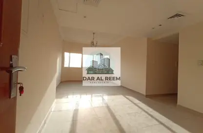 شقة - 2 غرف نوم - 2 حمامات للايجار في مجمع النهدة السكني - النهدة - الشارقة