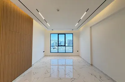 شقة - غرفة نوم - 2 حمامات للايجار في بناية الأمير - ارجان - دبي