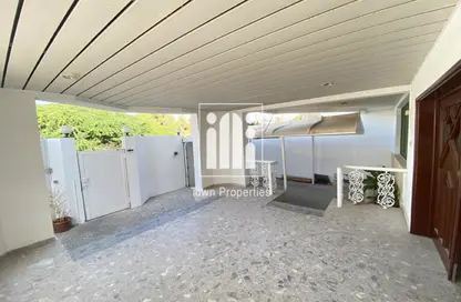 فيلا - 5 غرف نوم - 5 حمامات للايجار في الكرامة - أبوظبي