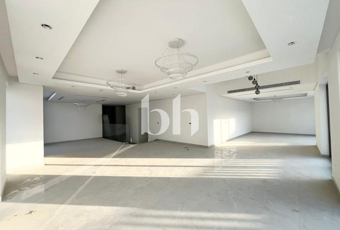 15432000 - Property Main Image