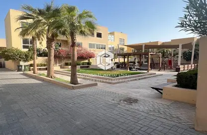 فيلا - 4 غرف نوم - 5 حمامات للبيع في حدائق الراحة - أبوظبي